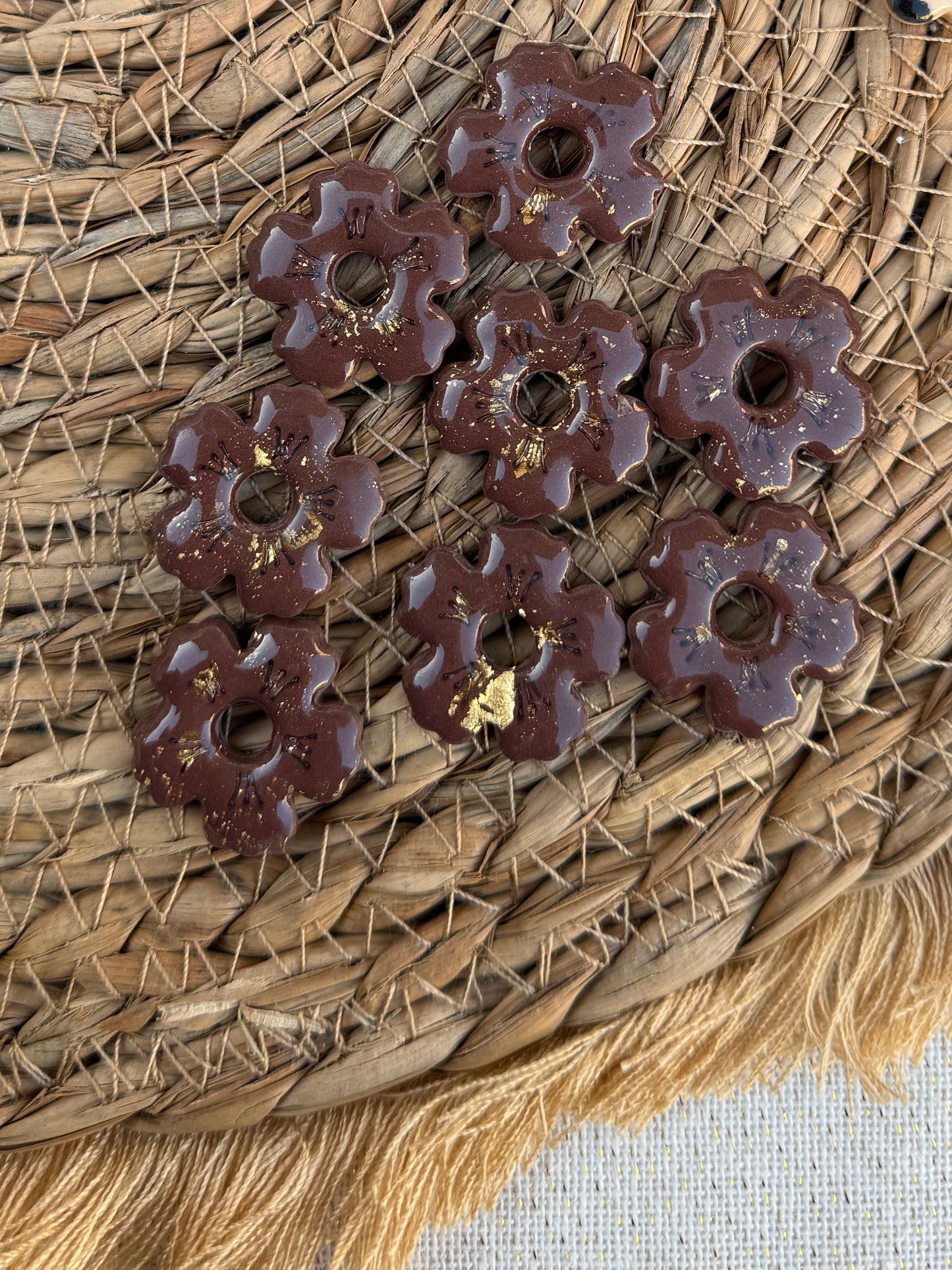 Pampilles fleurs marron